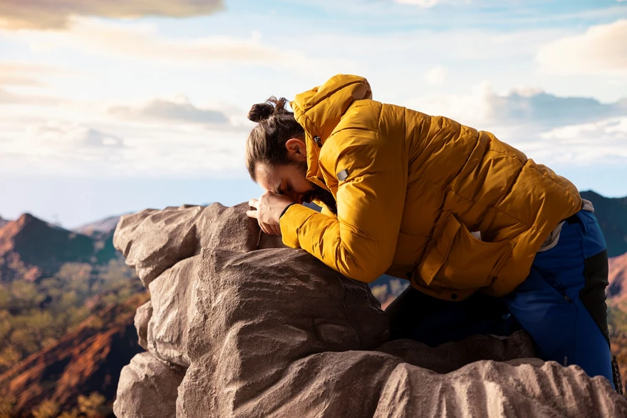 Altitude Sickness: Symptoms, Prevention & When to Seek Help