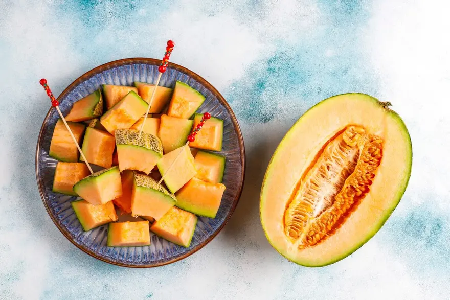 Muskmelon in Pregnancy: Nutritional Benefits, Facts and Tips