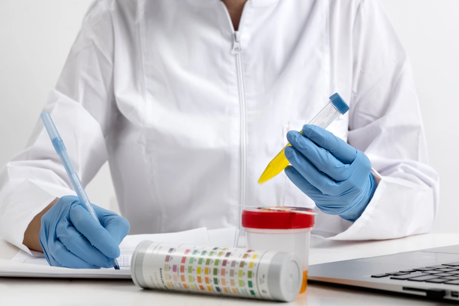 Hematuria (Blood in Urine): Causes, Symptoms & Treatment