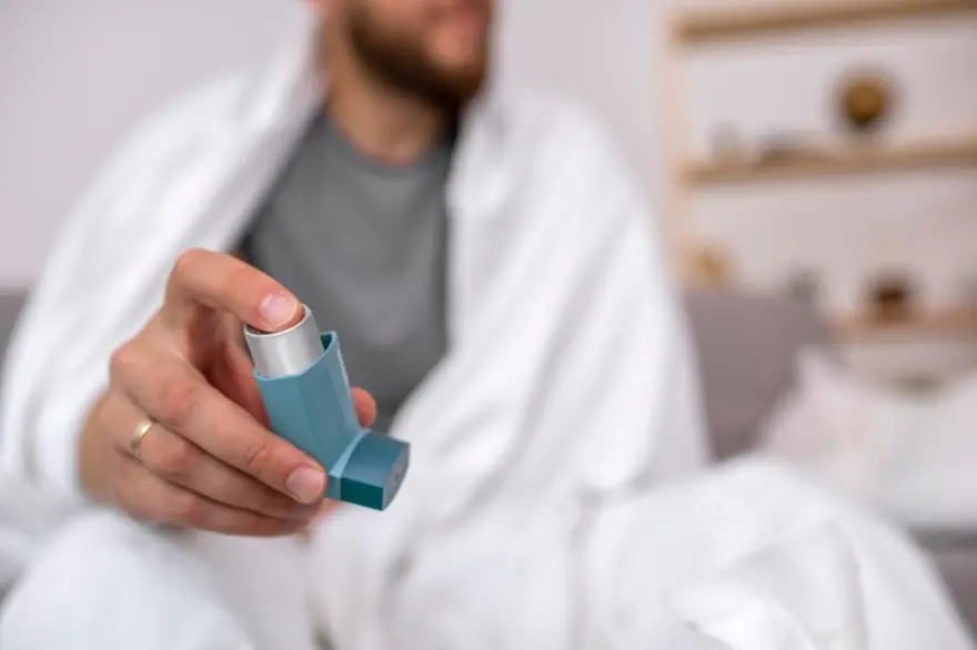 Bronchitis and Asthma: Unravelling the Complicated Relationship of Asthmatic Bronchitis