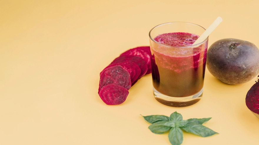Carrot And Beetroot Juice: Health Benefits & How To Make It