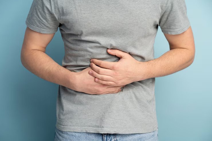 Stomach Flu (Gastroenteritis): Symptoms, Types, Prevention and Treatment (At Home)
