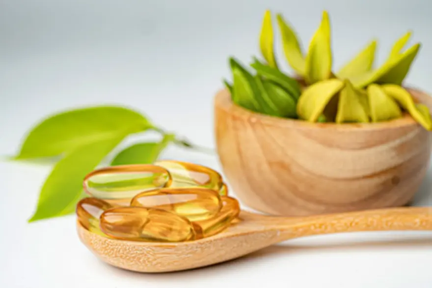 Fish Oil Benefits: How It Supports Heart, Brain & Skin Health