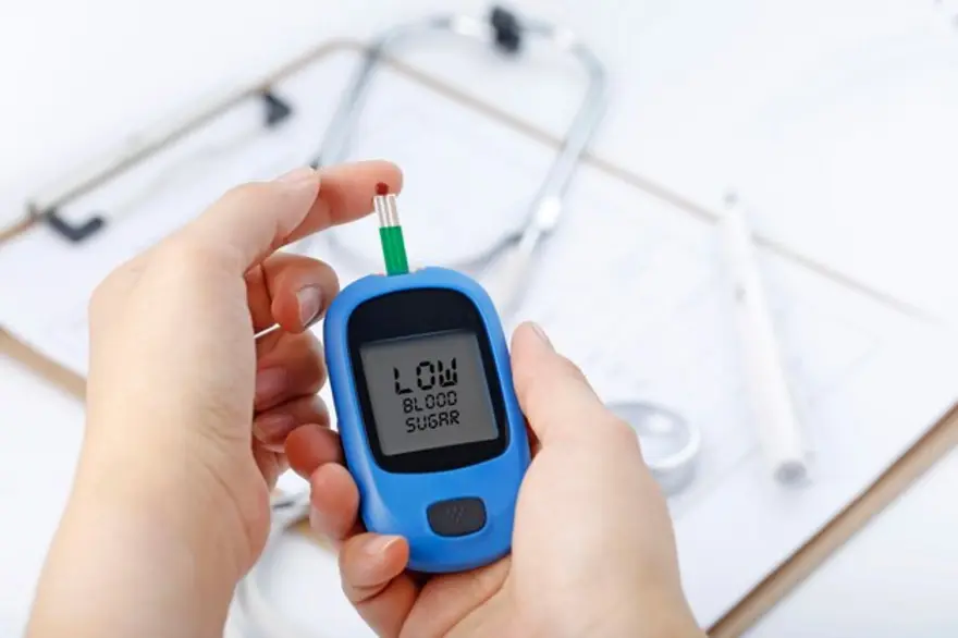 Guide to Understanding and Managing Hypoglycemia (Low Blood Sugar)