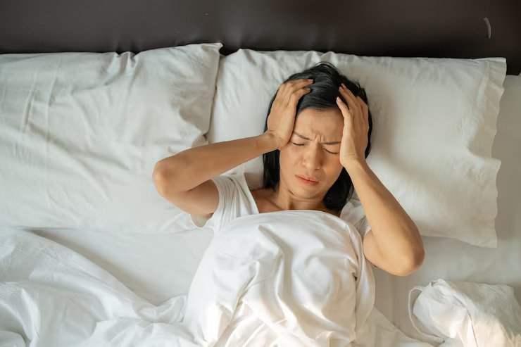 Insomnia: What It is, Symptoms, Causes And Treatment