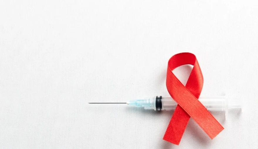 HIV/AIDS & Ageing Awareness Day: Why Seniors Need Regular HIV Screenings