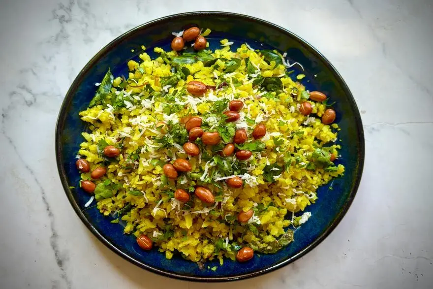 How Many Calories in Poha? Benefits And Nutritional Facts Explained