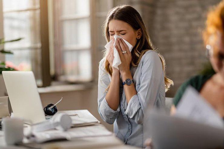 Sneezing - Effects, Causes, Complications and Treatment