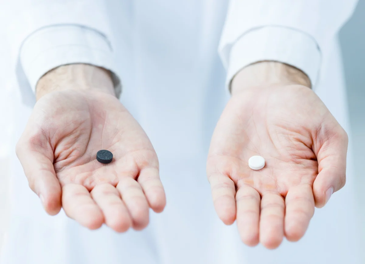 Viagra (Sildenafil): Uses, How It Works, Dosage, And Side Effects